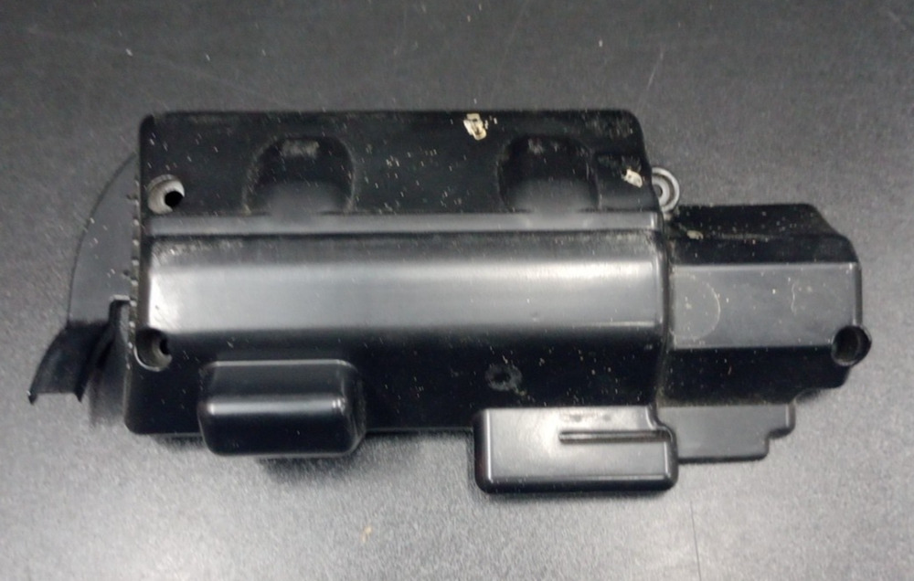 Dyson DC 17 DC17 Vaccuum Cleaner Brush Roll Motor Upper Cover Replacement Part